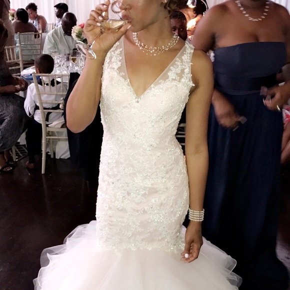 Blush wedding dress - Picture 2 of 4